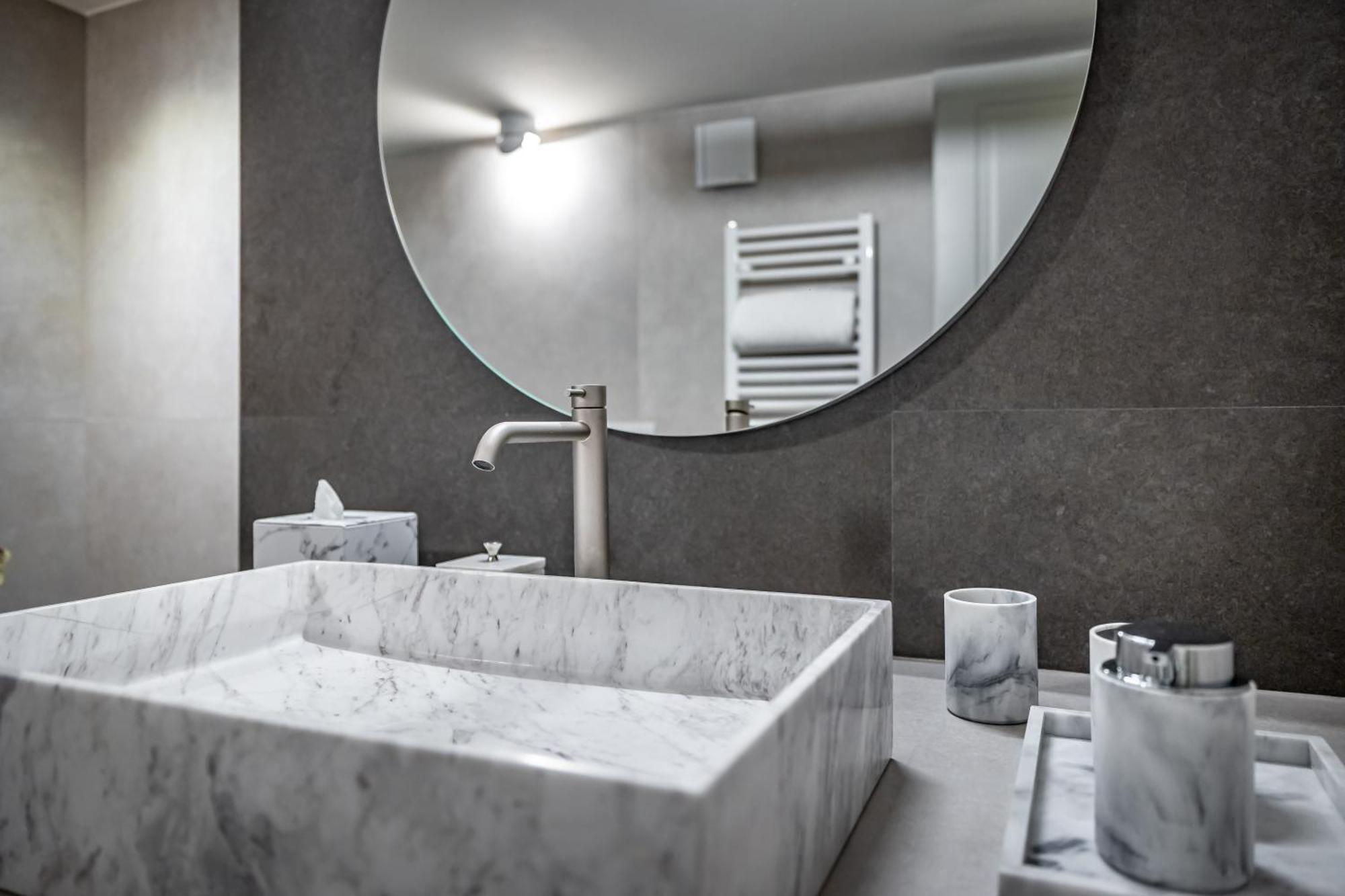 Dimora Collection - Le Corti - Boutique Luxury Suites In A Restored 13Th Century Convent, With Sauna And Gym (Adults Only) Florença Exterior foto