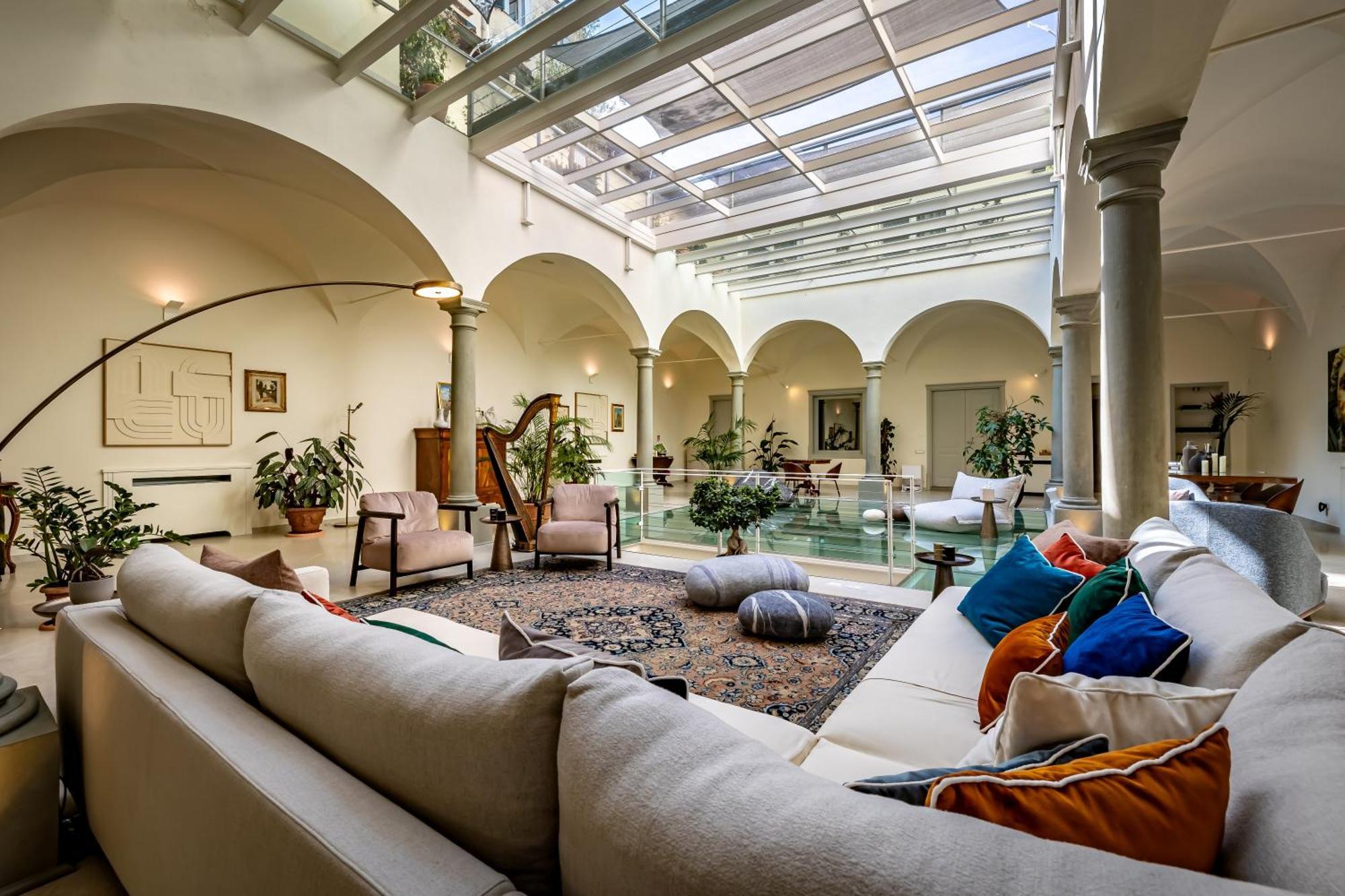 Dimora Collection - Le Corti - Boutique Luxury Suites In A Restored 13Th Century Convent, With Sauna And Gym (Adults Only) Florença Exterior foto