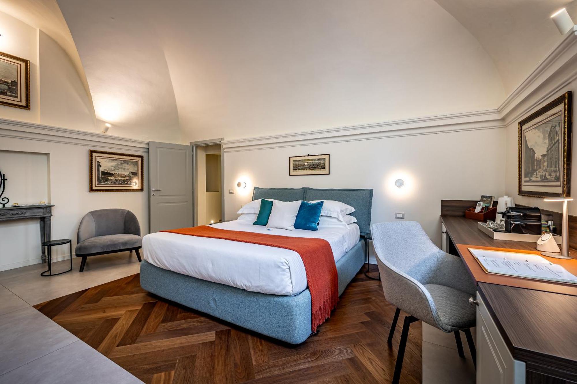 Dimora Collection - Le Corti - Boutique Luxury Suites In A Restored 13Th Century Convent, With Sauna And Gym (Adults Only) Florença Exterior foto